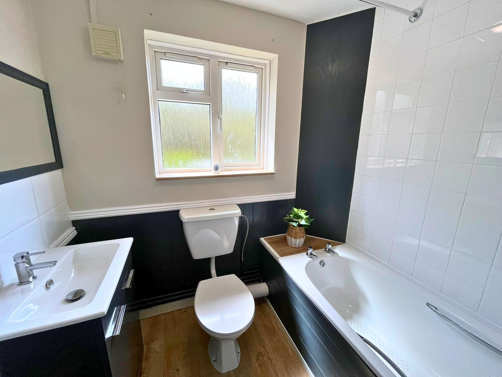 Heathlands Highclere